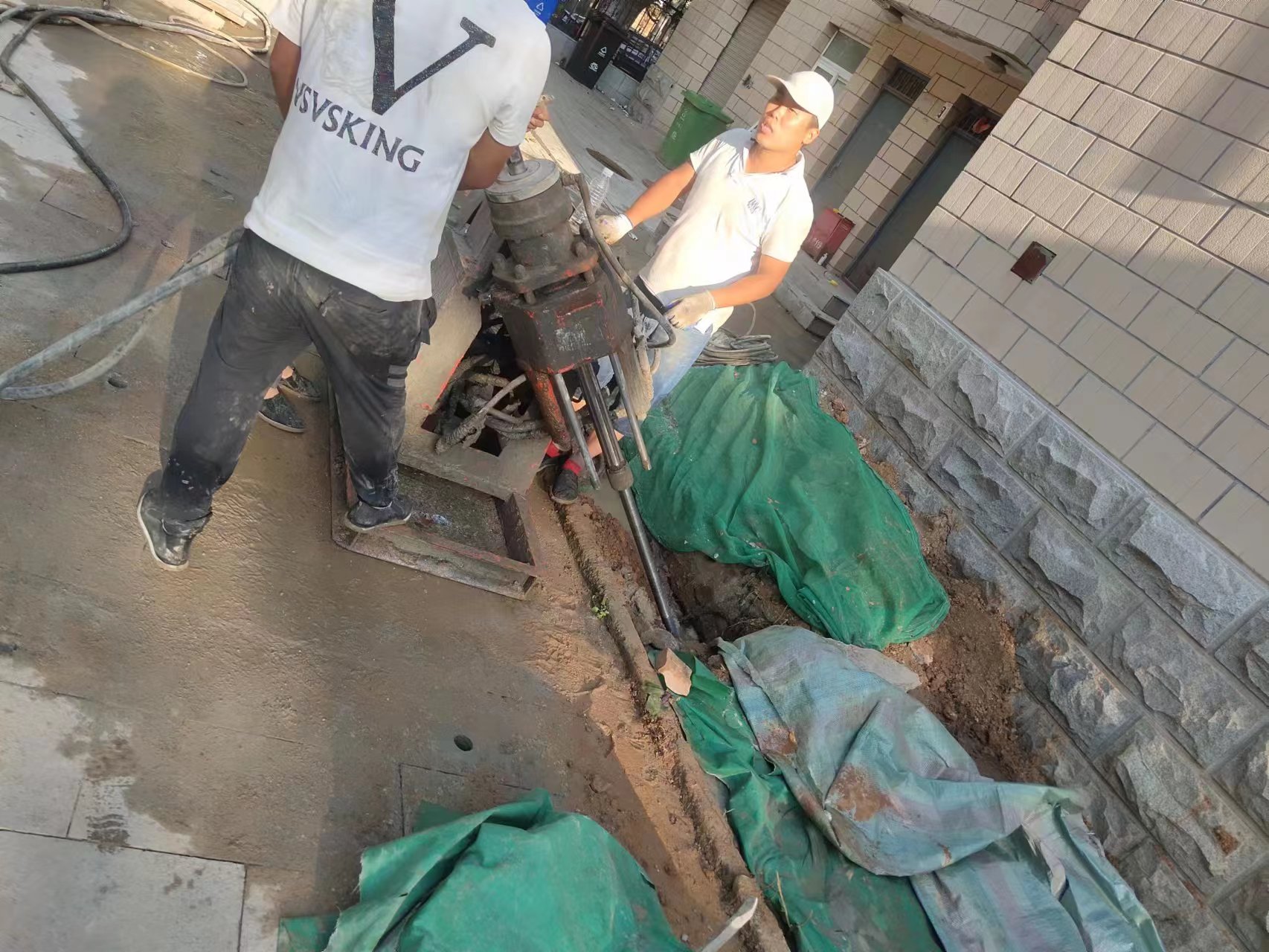 富蕴建筑房屋地基沉降注浆加固顶升纠偏